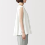 婦人　強撚天竺編みスリーブレスプルオーバー