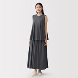 婦人　強撚天竺編みスリーブレスプルオーバー