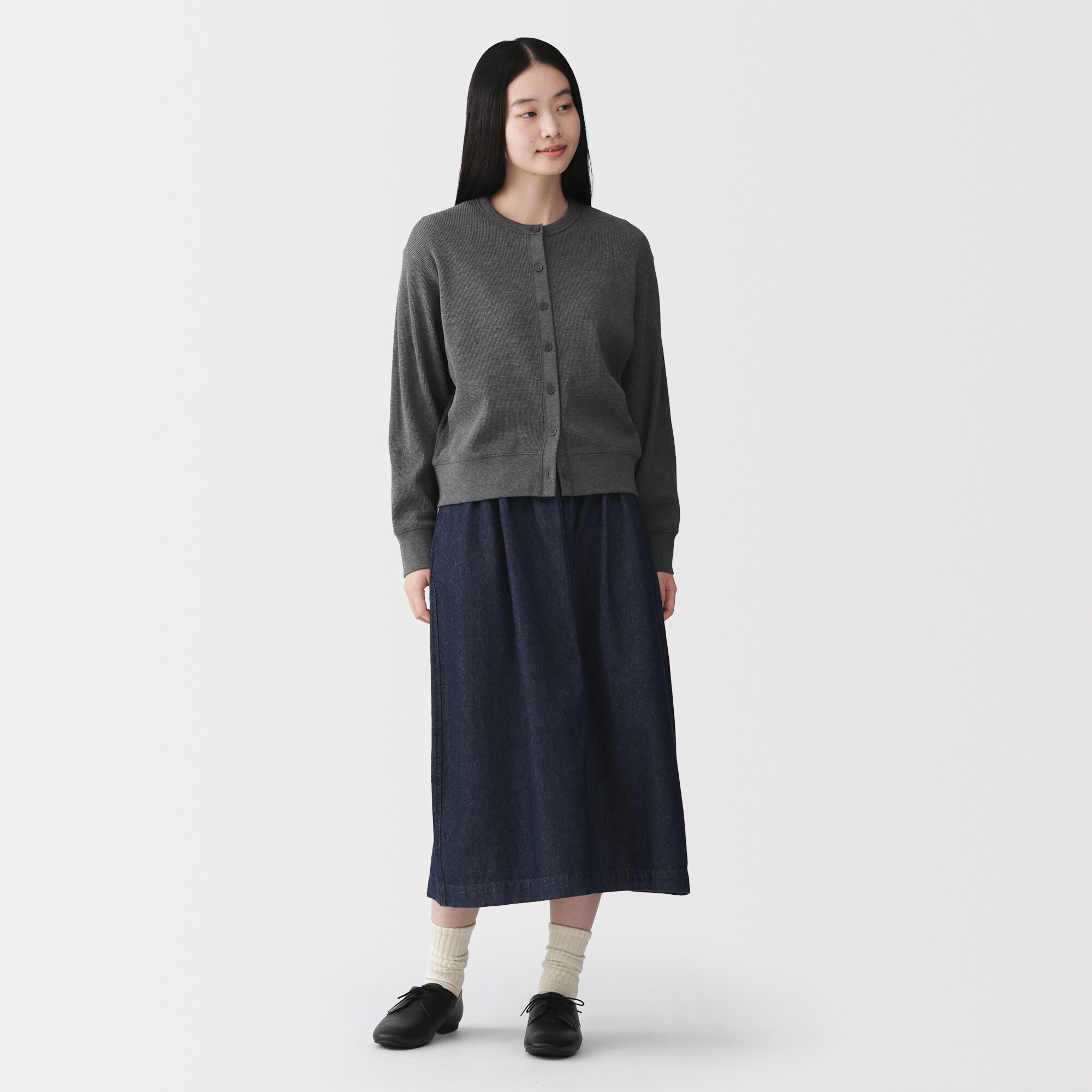 婦人　ワッフル編みクルーネック長袖カーディガン