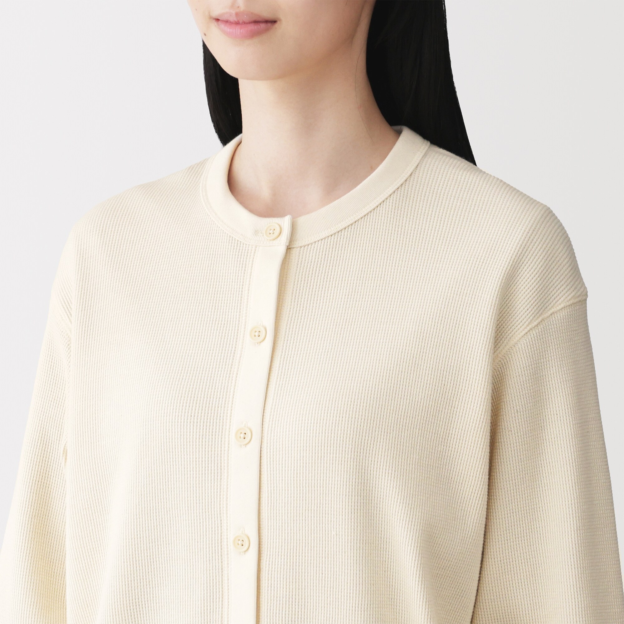 婦人　ワッフル編みクルーネック長袖カーディガン