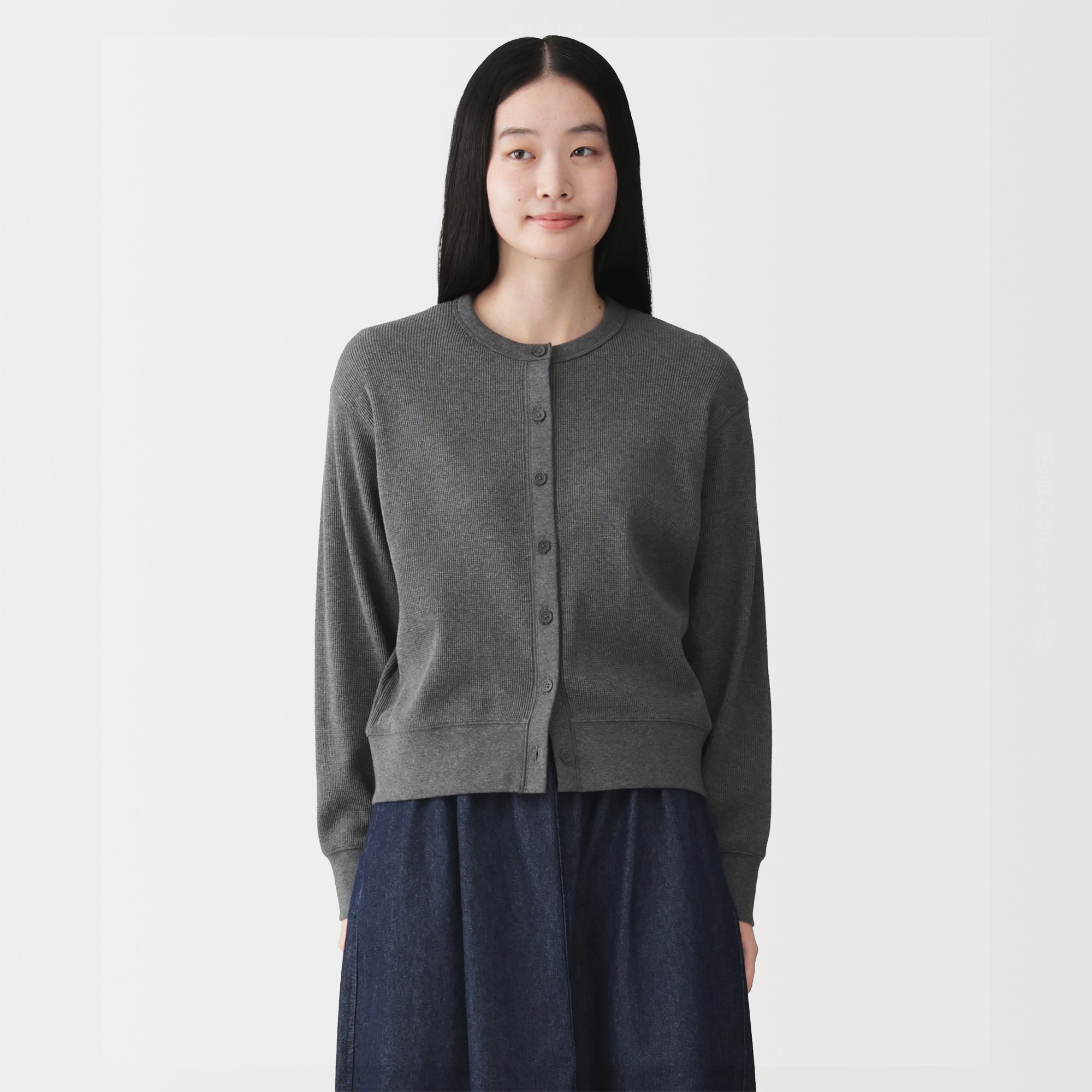 婦人　ワッフル編みクルーネック長袖カーディガン