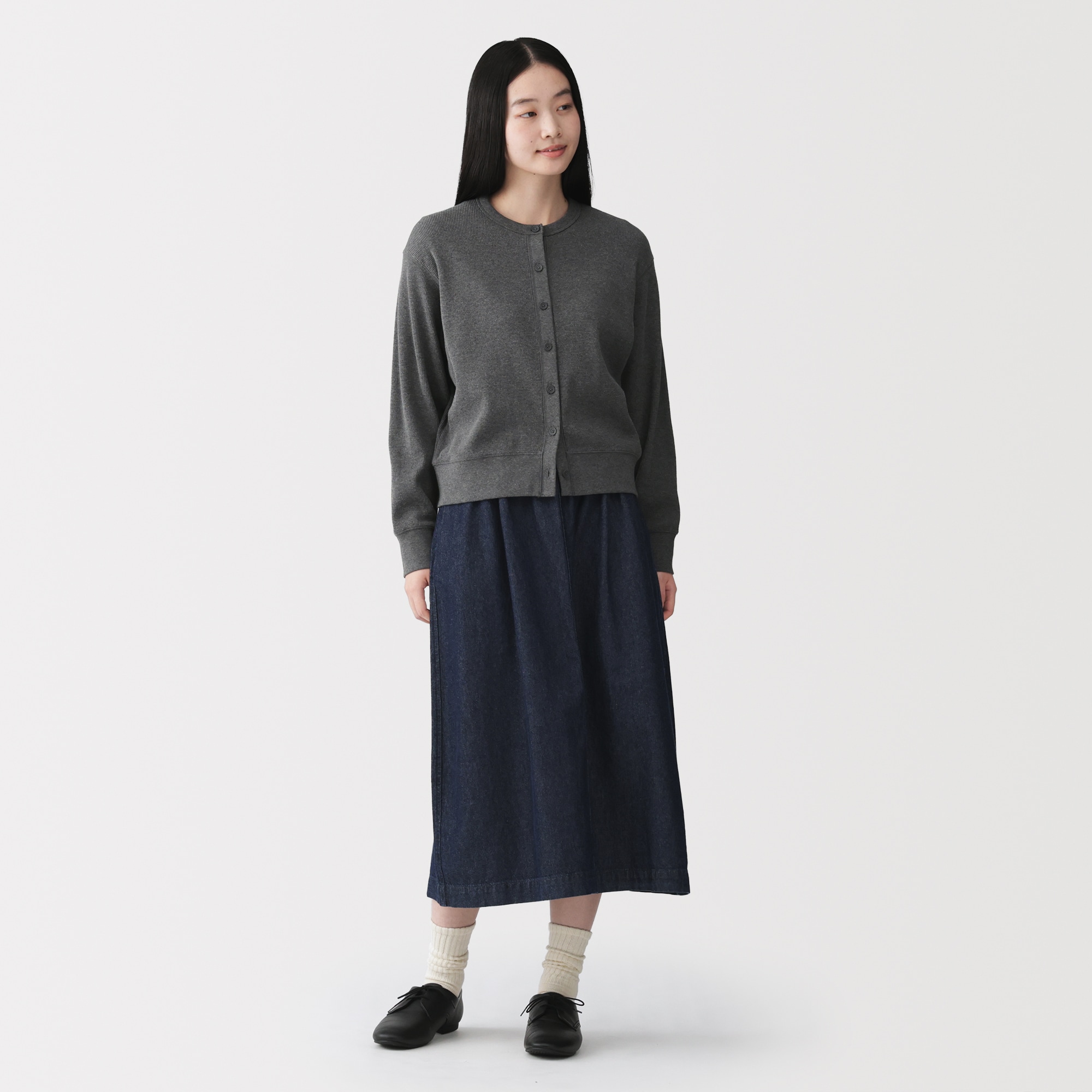 婦人　ワッフル編みクルーネック長袖カーディガン