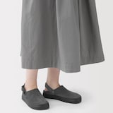 婦人　レザー　ヒールベルトクロッグシューズ