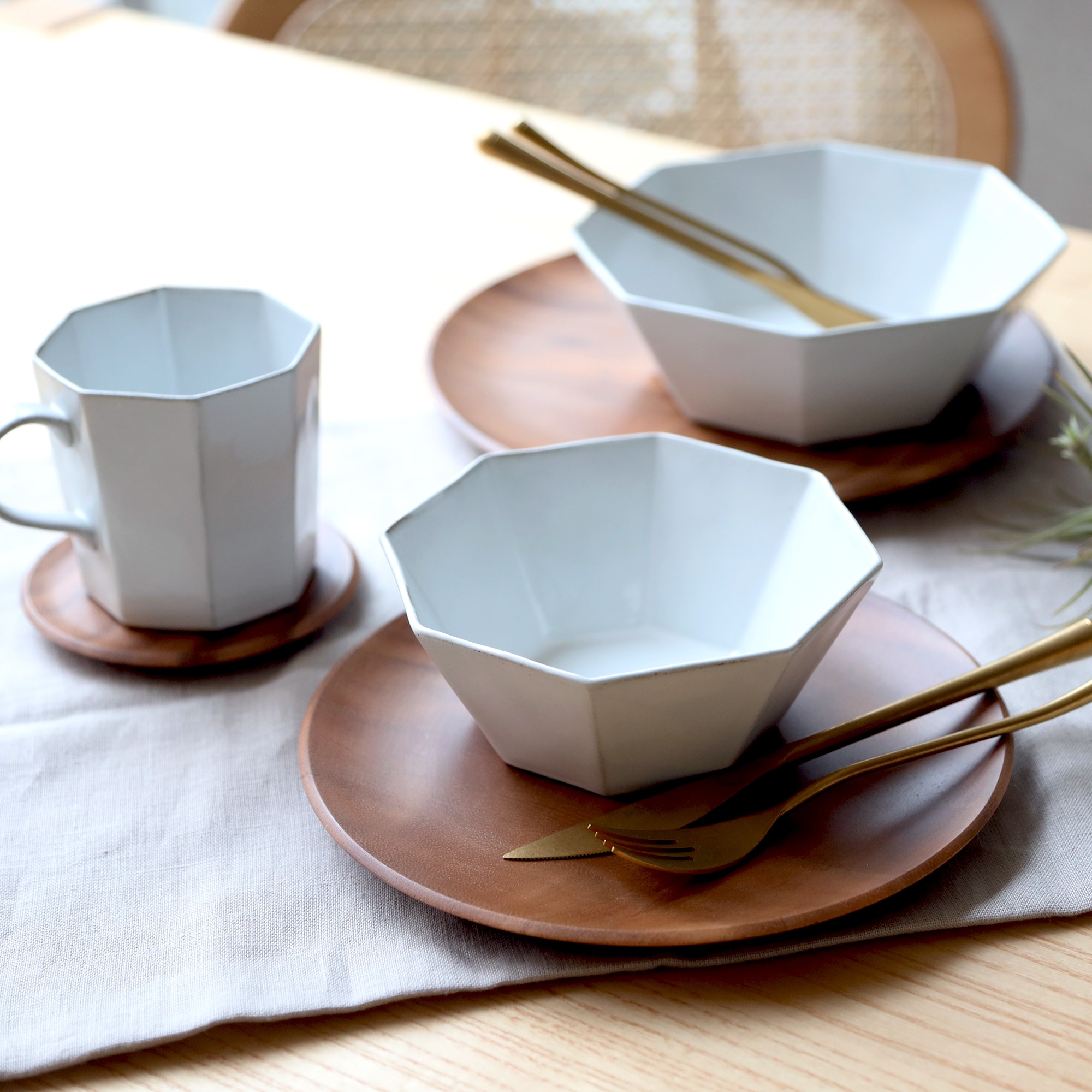 ［ＩＤＥＥ］ａｃｔｕｅｌ　ｂｏｉｓ　プレート　Ｍ