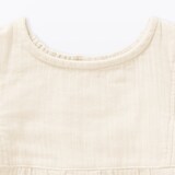 ベビー　あたまするっと楊柳ガーゼフリルスリーブブラウス