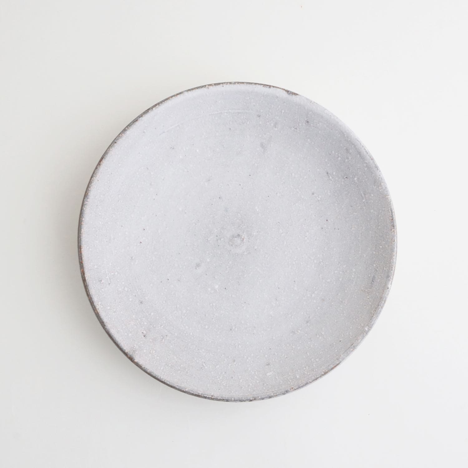 ［ＩＤＥＥ］ａｃｔｕｅｌ　ｓｏｌ　ラウンドプレート　ホワイト　Ｍ