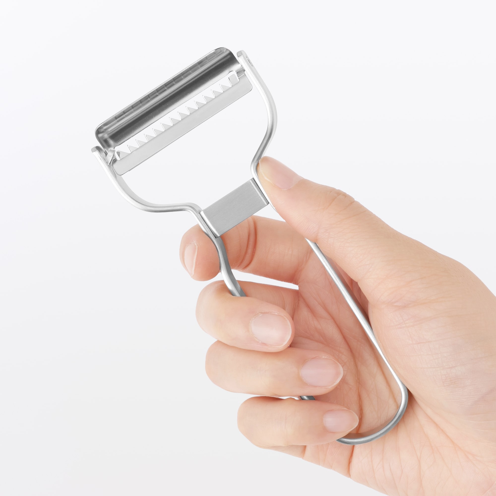 ステンレス　千切りピーラー