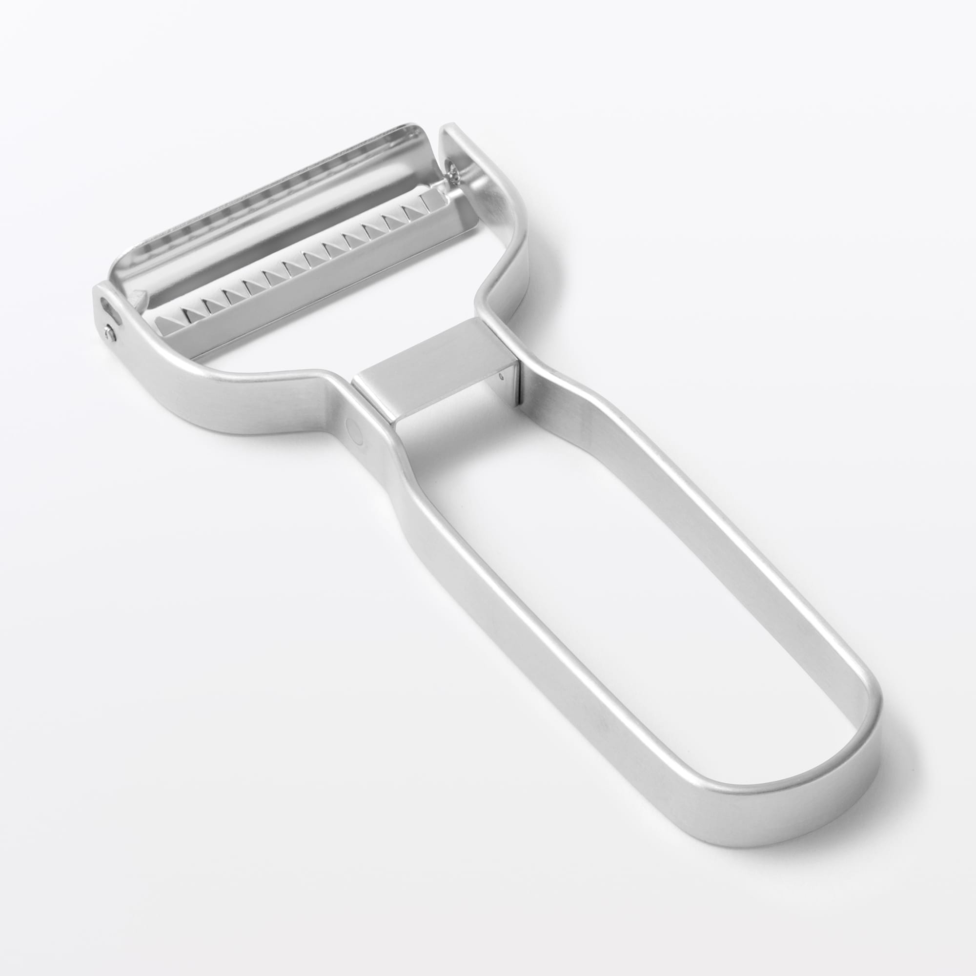 ステンレス　千切りピーラー