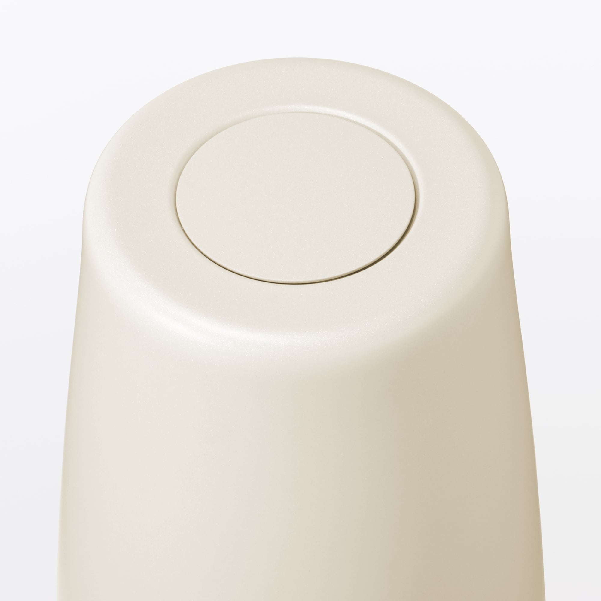 ステンレス　真空断熱二重構造　保冷タンブラー／オフ白