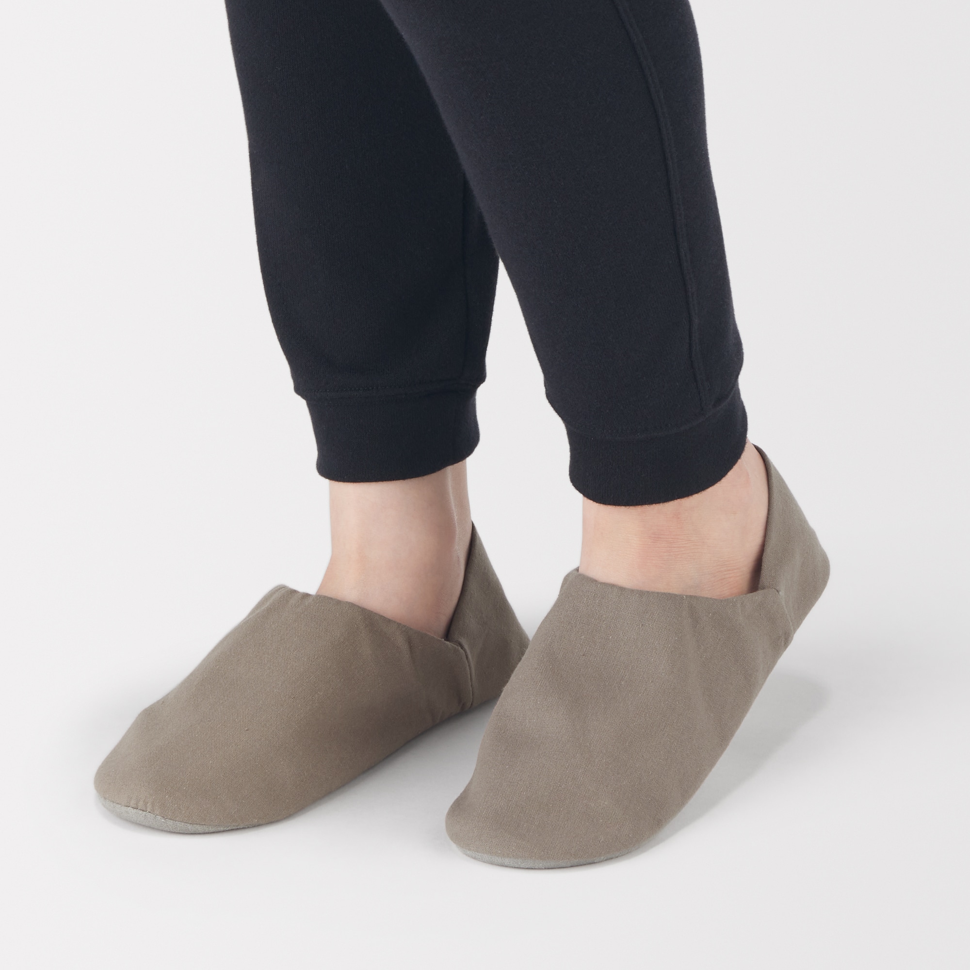 残反を使った　バブーシュ