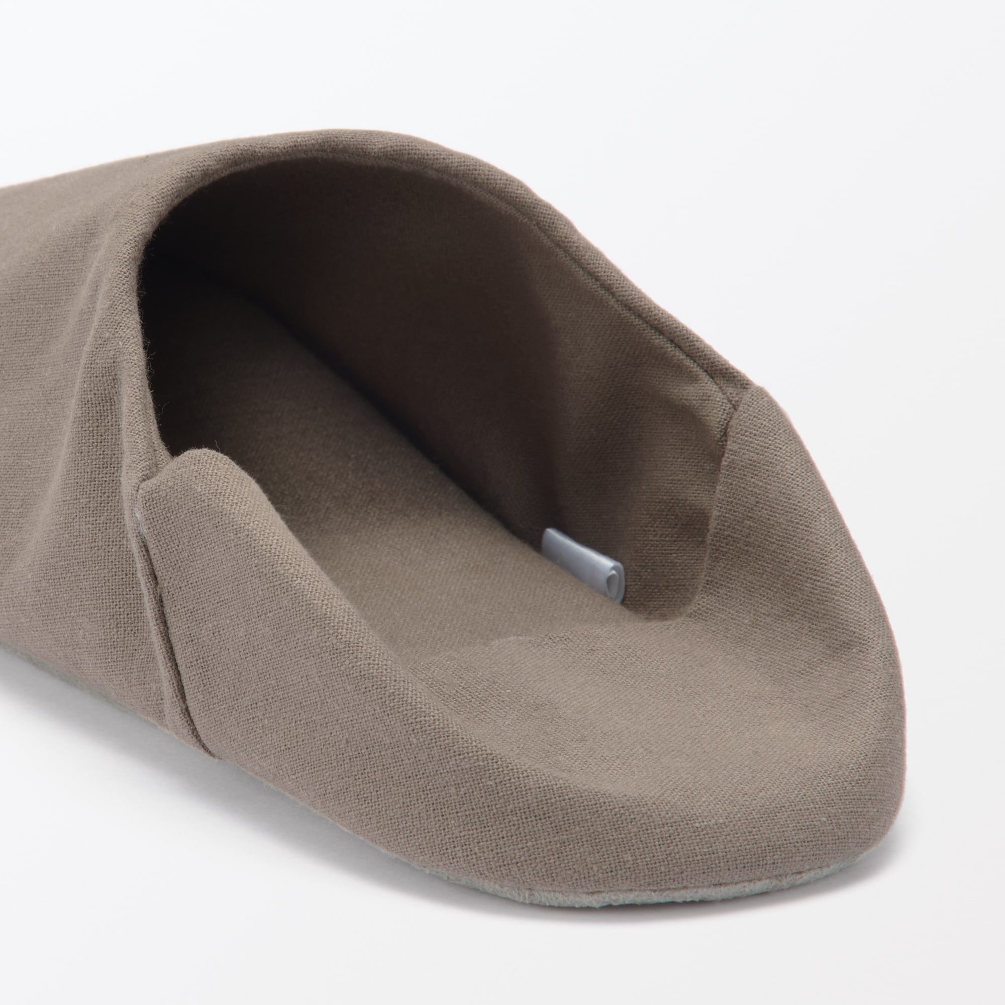 残反を使った　バブーシュ