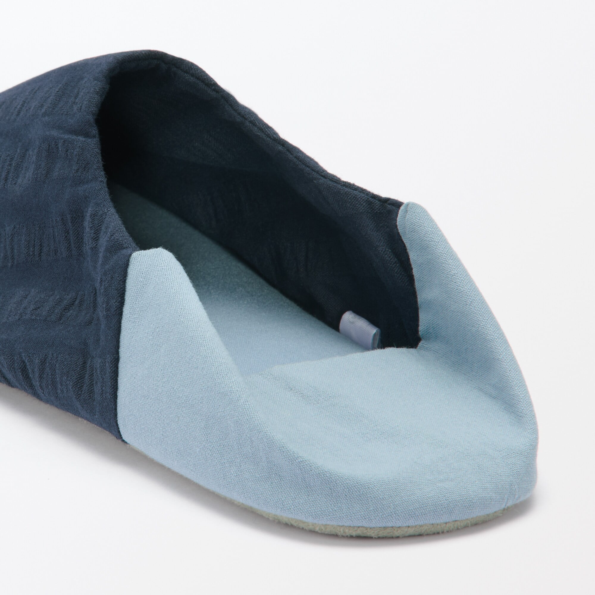 残反を使った　綿サッカー織バブーシュ