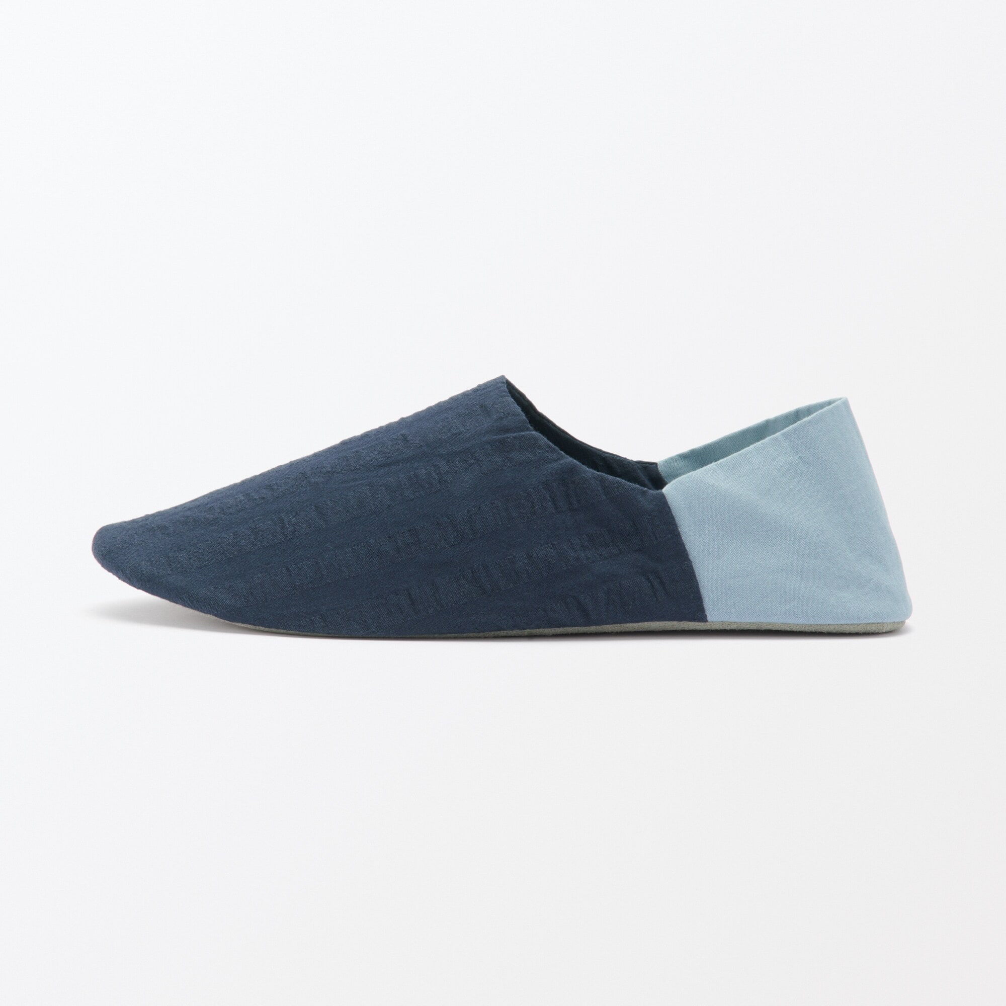 残反を使った　綿サッカー織バブーシュ