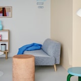 ［ＩＤＥＥ］ＡＯ　ＳＯＦＡ　（２）　ＢＯＵＣＬＥ　ＧＲＡＹ