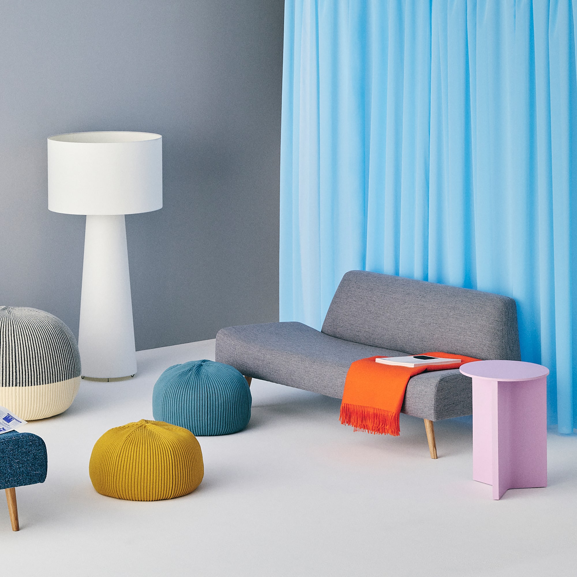 ［ＩＤＥＥ］ＡＯ　ＳＯＦＡ　（２）　ＢＯＵＣＬＥ　ＧＲＡＹ