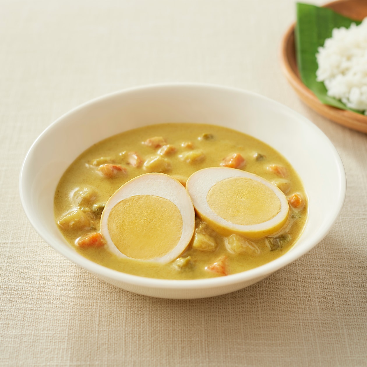 現地に学ぶ　スリランカ　たまごと野菜のクリーミーカレー