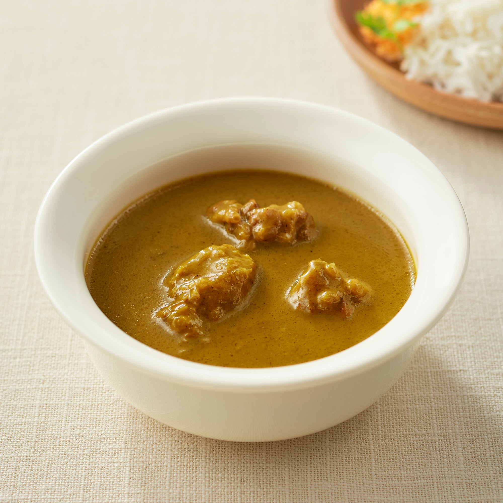 現地に学ぶ　スリランカ　ココナッツと青唐辛子のチキンカレー