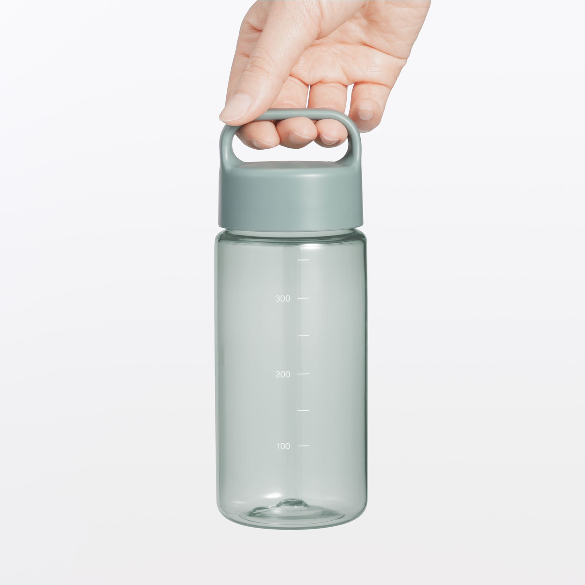 持ち運びやすい　目盛り付き　ドリンクボトル