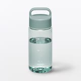 持ち運びやすい　目盛り付き　ドリンクボトル