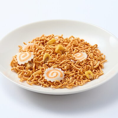【７月上旬発売予定】ラーメンスナック　３２ｇ