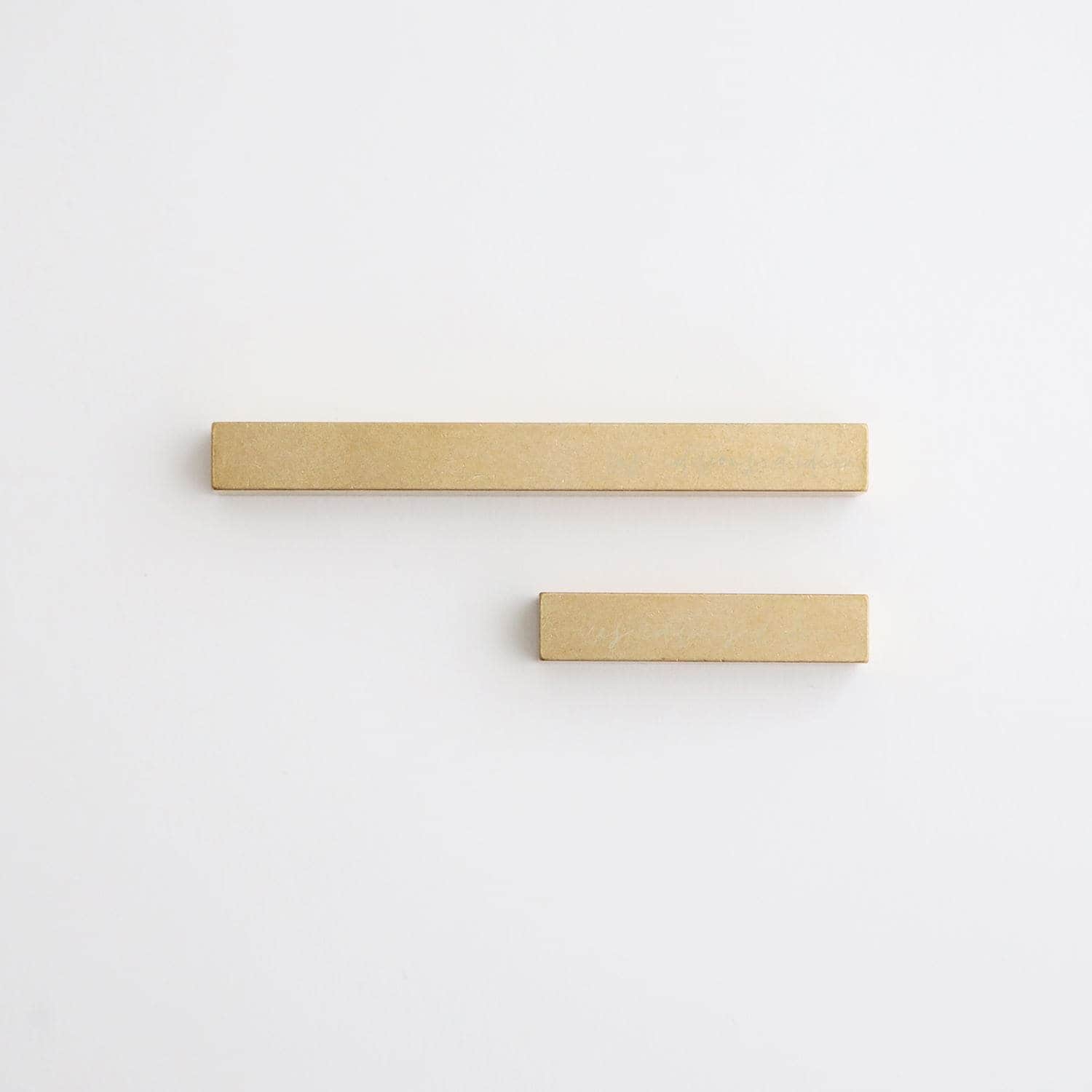 ［ＩＤＥＥ］ａｃｔｕｅｌ　ｍｅｔａｌ　真鍮箸置き　ロング　ペア