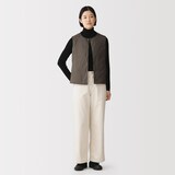 婦人　軽量ダウンポケッタブルノーカラーベスト