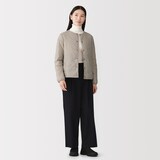 婦人　軽量ダウンポケッタブルノーカラージャケット