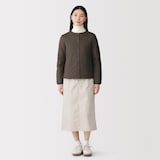 婦人　軽量ダウンポケッタブルノーカラージャケット