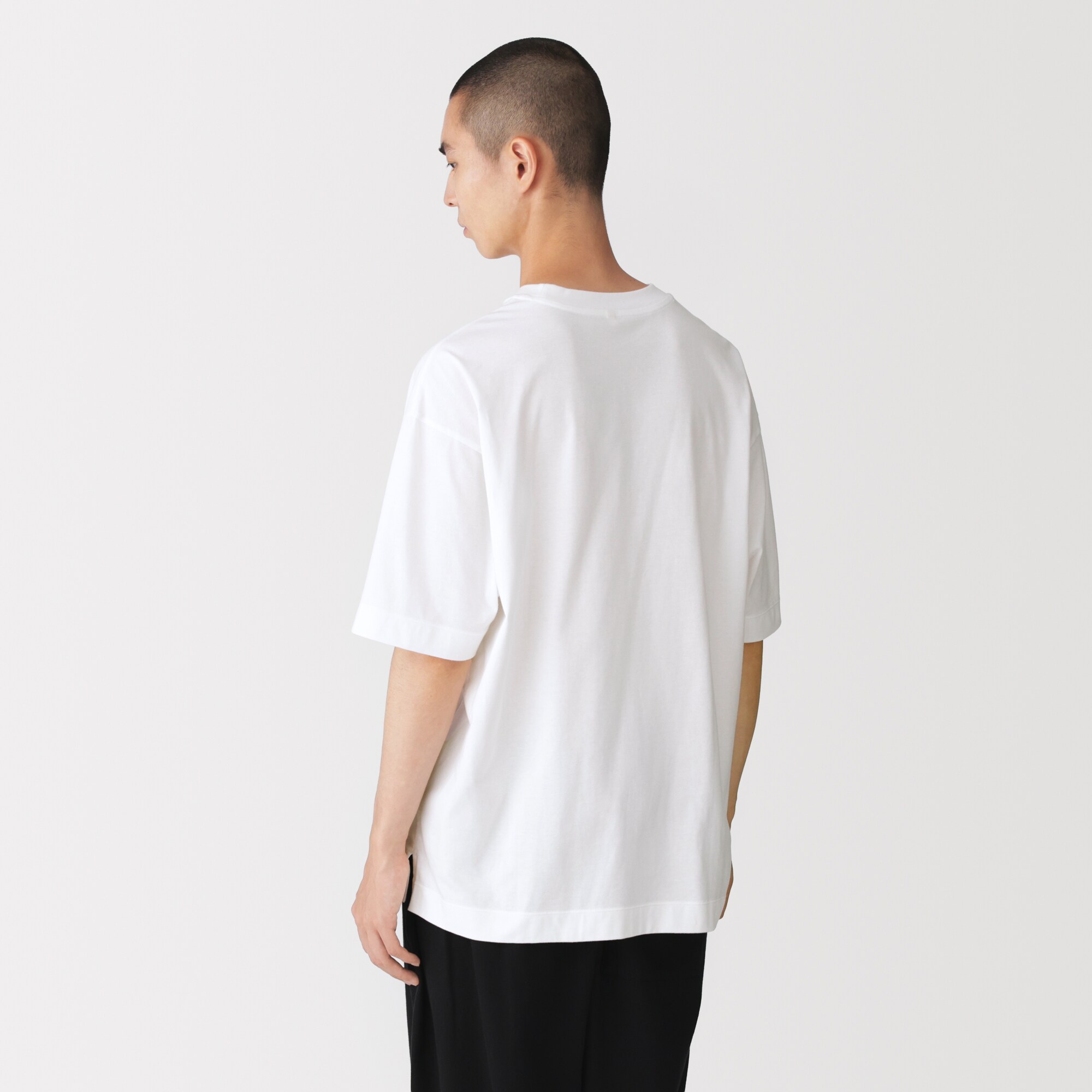 紳士　和歌山で編み立てた天竺クルーネック半袖Ｔシャツ