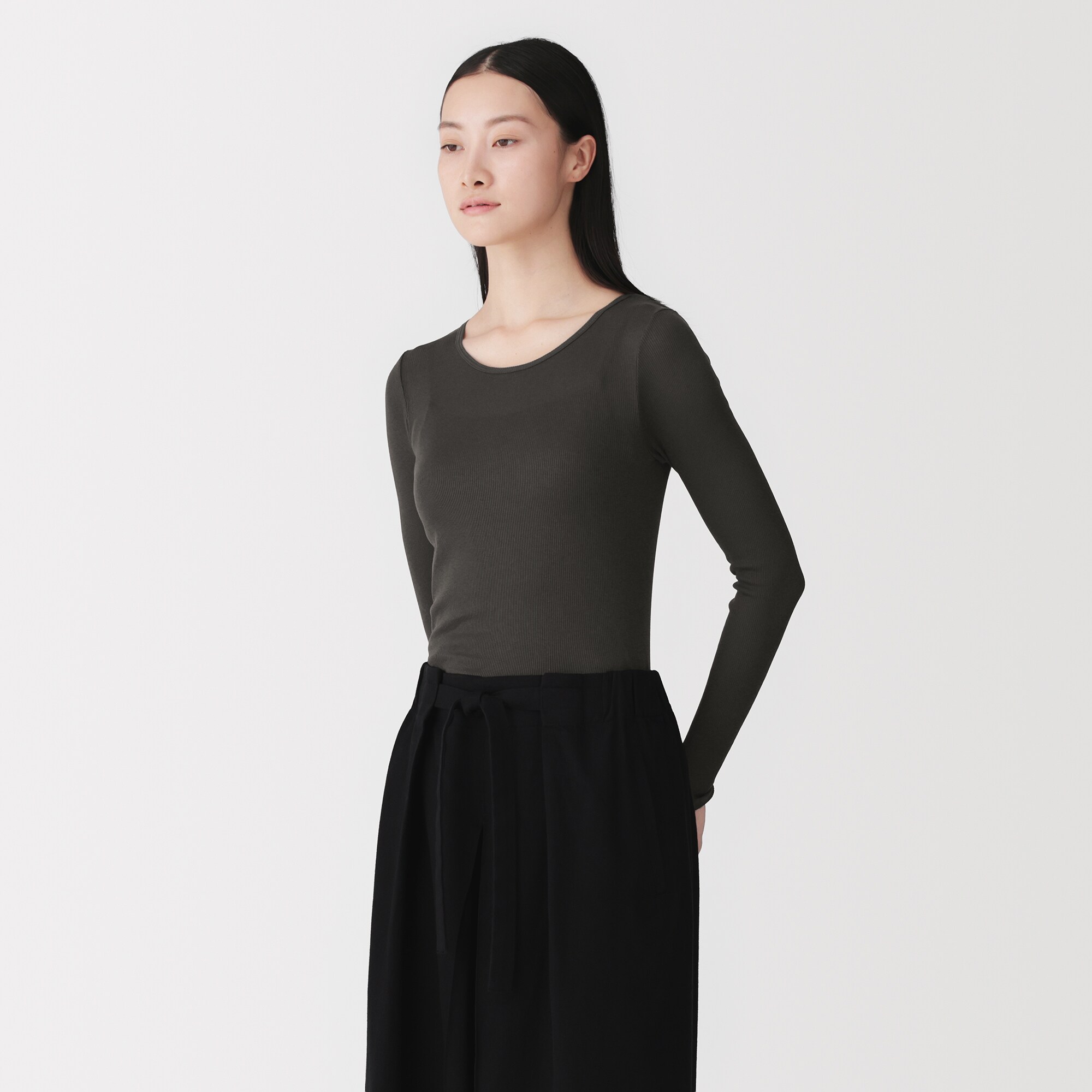 婦人　シルクリブクルーネック長袖Ｔシャツ