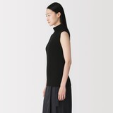 婦人　コットンカシミヤタートルネックノースリーブＴシャツ