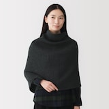 首のチクチクを抑えたメリノウール混　ポンチョ
