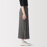 婦人　なめらかニットフレアスカート