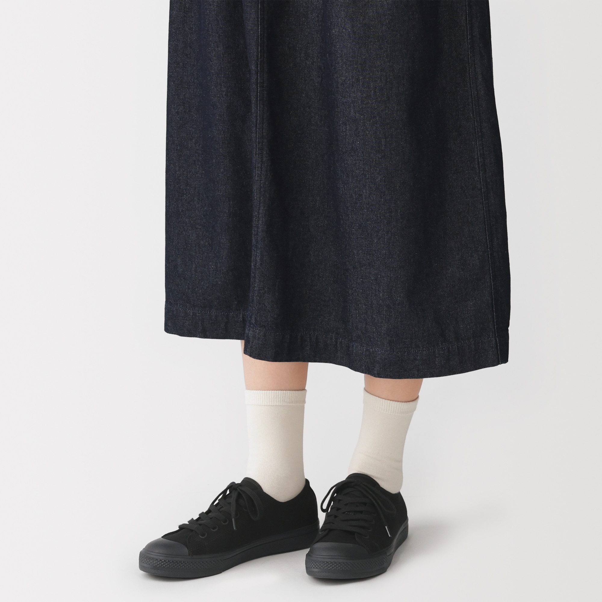 無印良品】疲れにくい プレーンシューズ（黒・白）2足セット24㎝ 無印