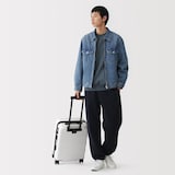 バーを自由に調節できる　ハードキャリーケース　（３６Ｌ）
