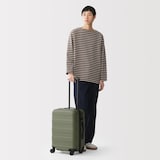 バーを自由に調節できる　ハードキャリーケース　（３６Ｌ）
