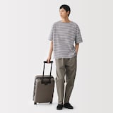 バーを自由に調節できる　ハードキャリーケース　（３６Ｌ）