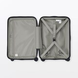 バーを自由に調節できる　フロントオープンキャリーケース　（３２Ｌ）