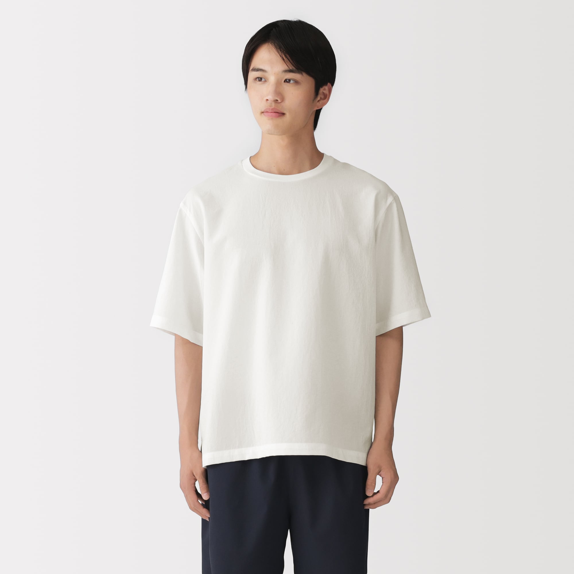 紳士　風を通す　五分袖布帛Ｔシャツ