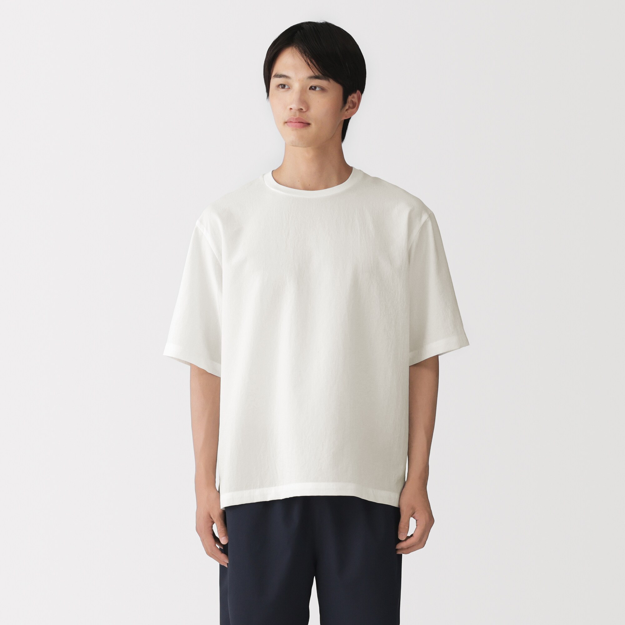 紳士　風を通す　五分袖布帛Ｔシャツ