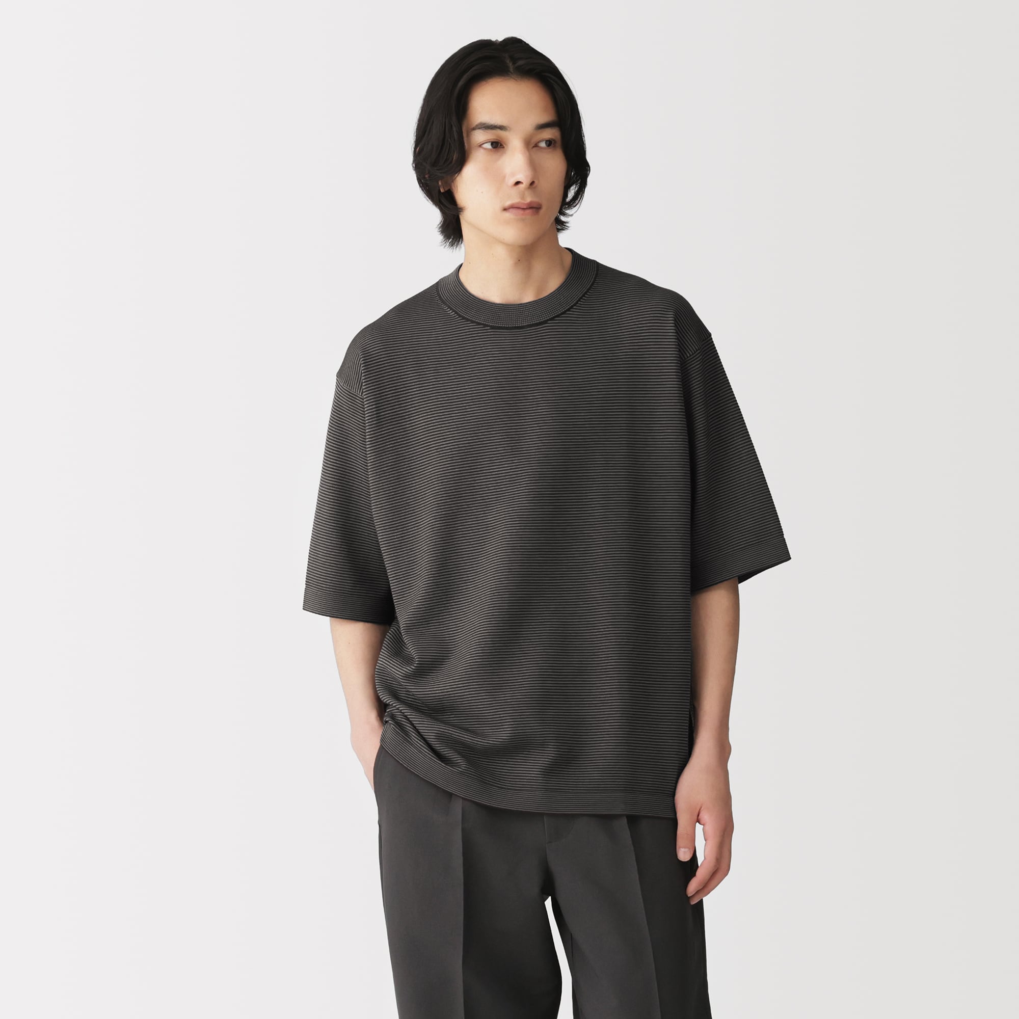 紳士　乾きやすい洗えるニット五分袖Ｔシャツ