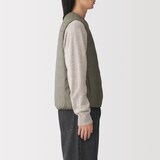 紳士　軽量ダウンポケッタブルノーカラーベスト