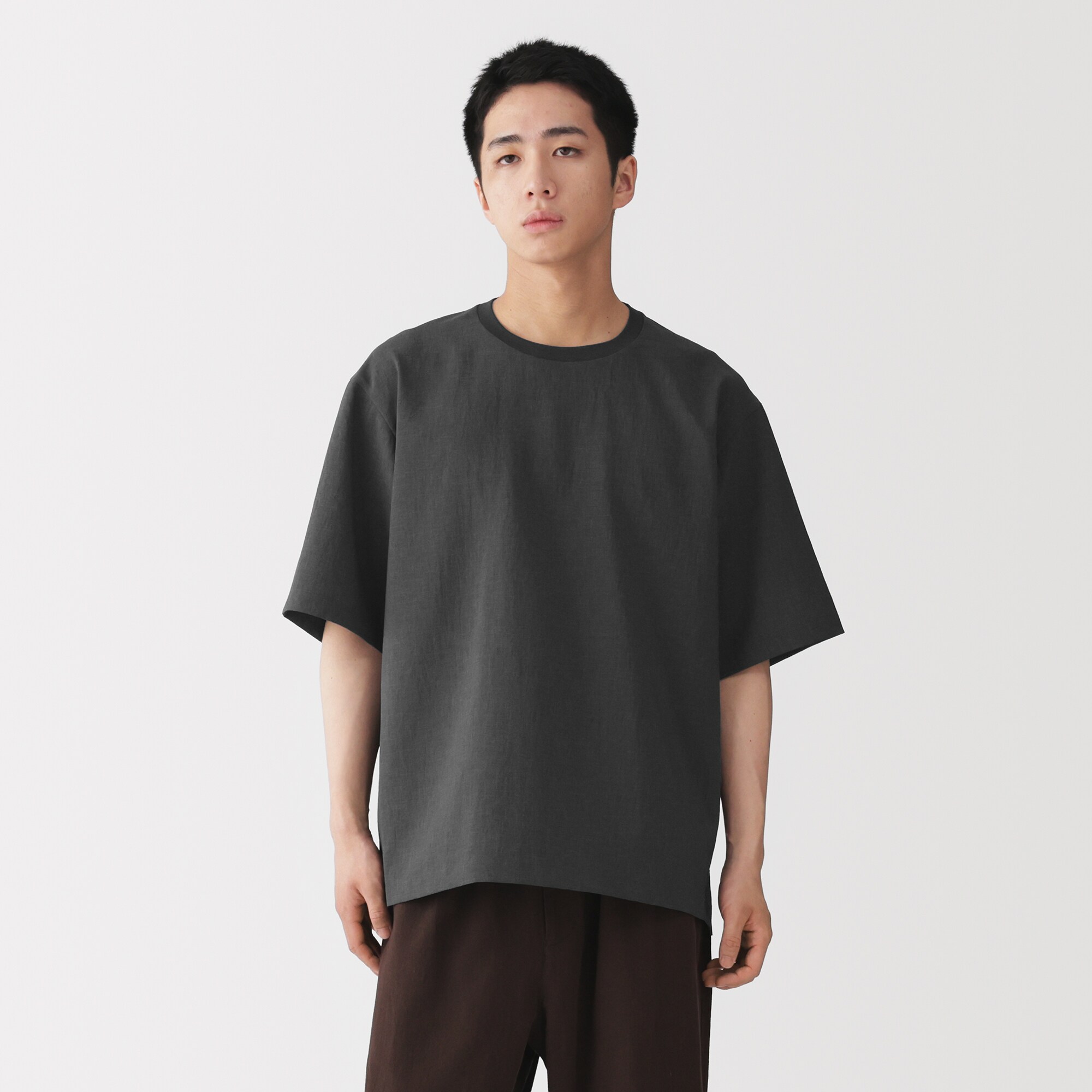 紳士　風を通す　五分袖布帛Ｔシャツ