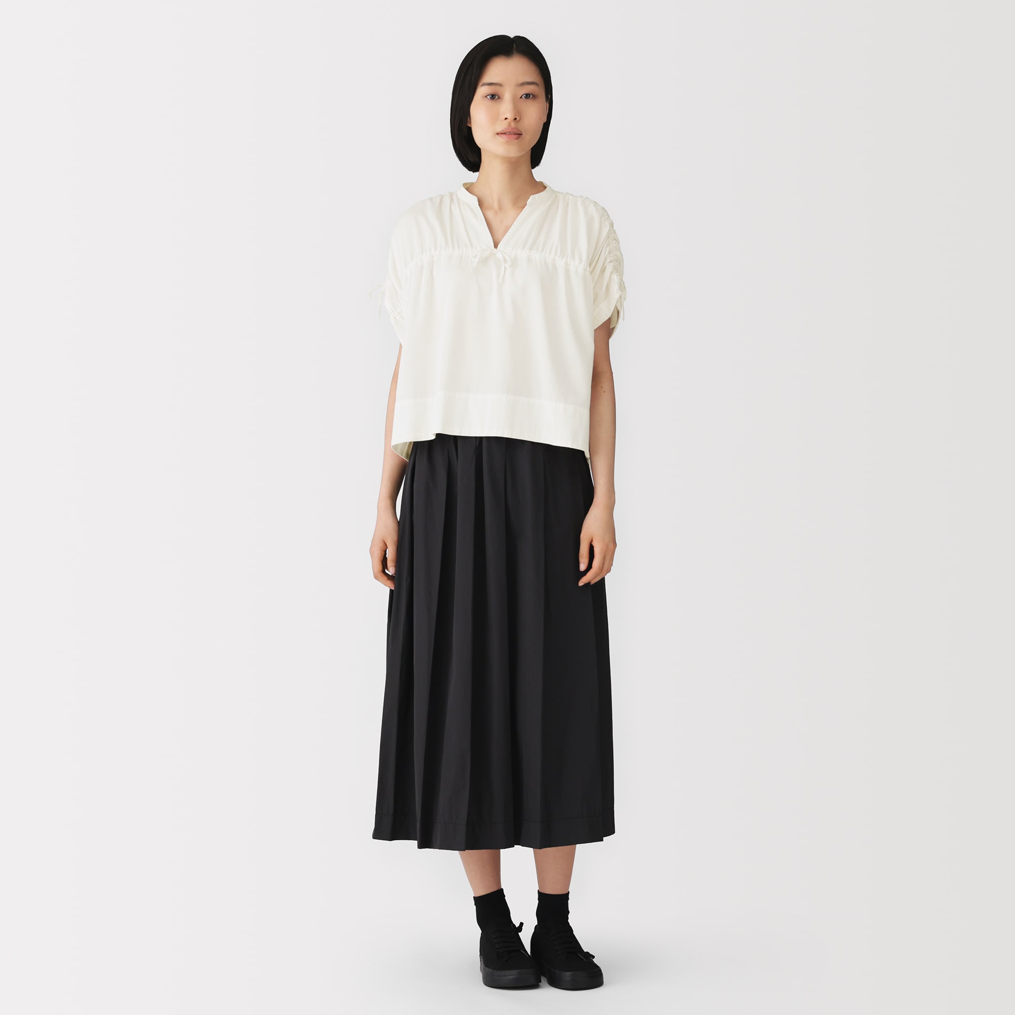 婦人 綿サテンギャザーブラウス | 無印良品