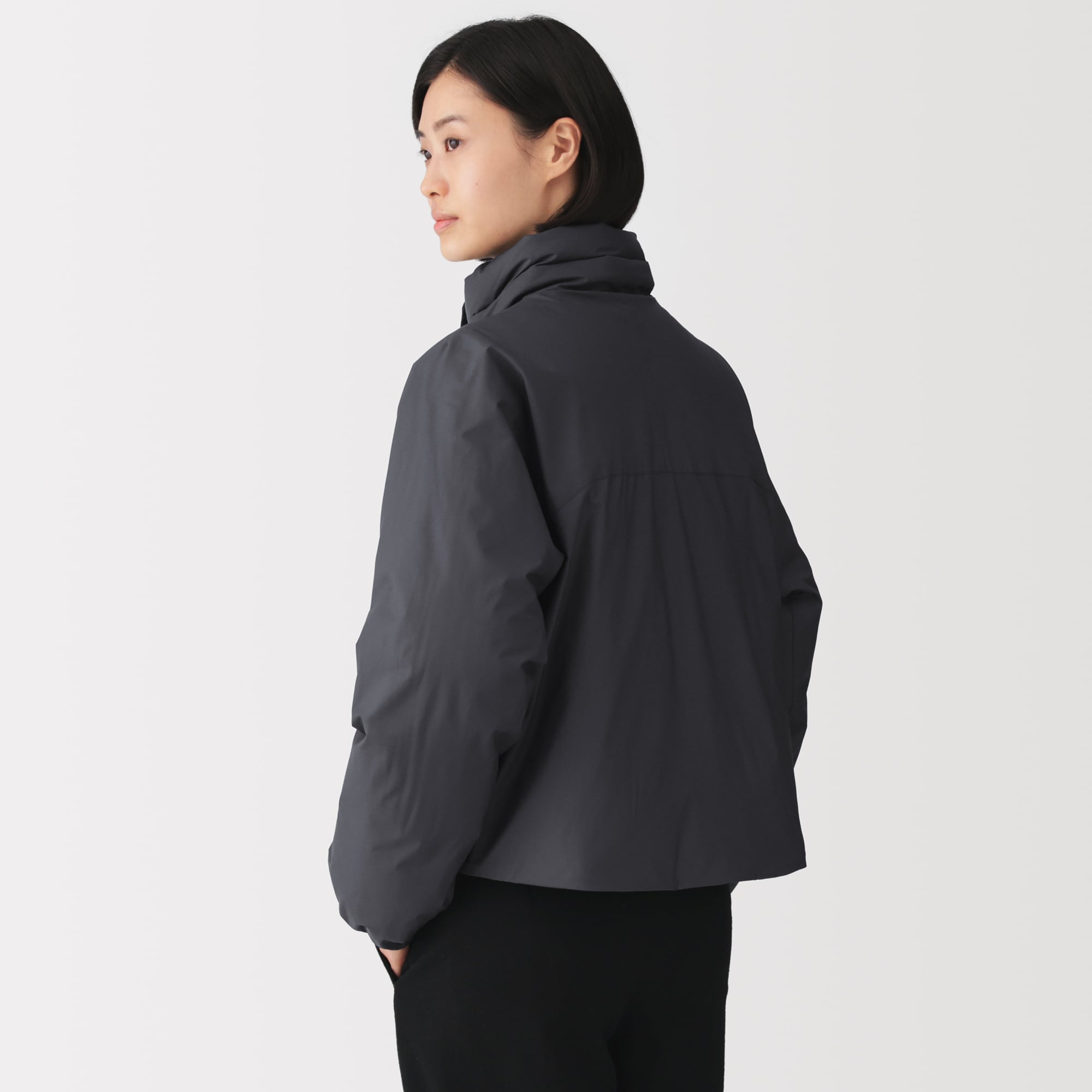 婦人 撥水スタンドカラーダウンショートジャケット | 無印良品