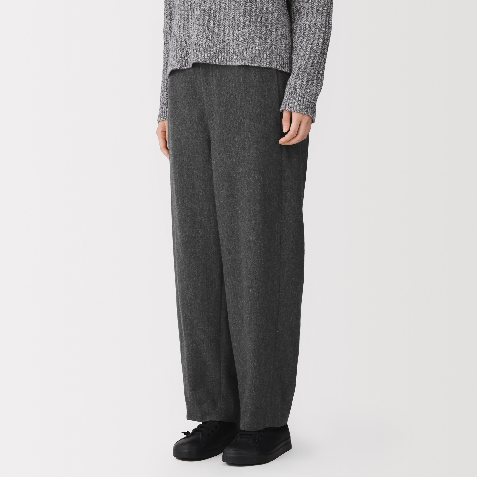 婦人　再生カシミヤ混テーパードパンツ