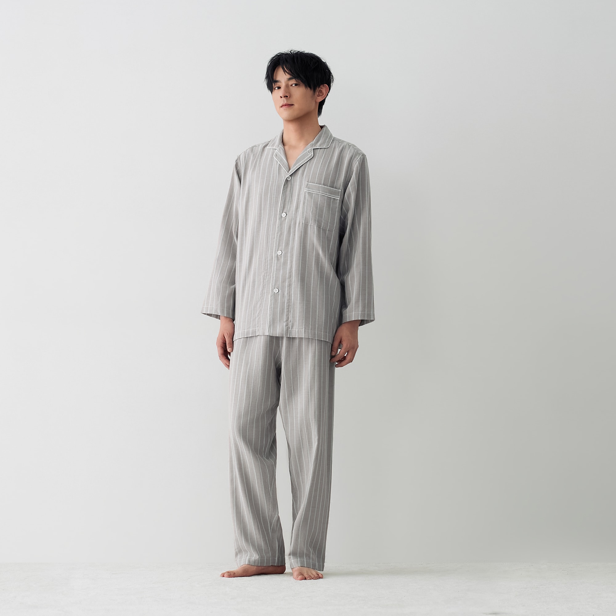 紳士　脇に縫い目のない　二重ガーゼ長袖パジャマ