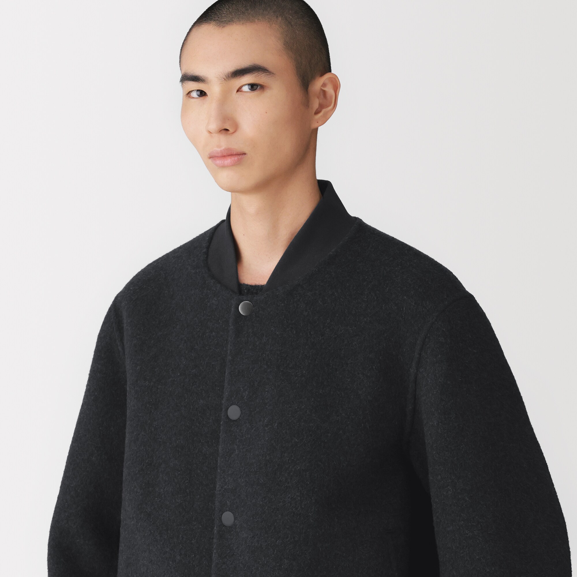 紳士　再生カシミヤ混スタジアムジャンパー