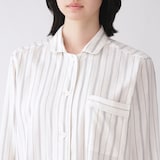 婦人　脇に縫い目のない　二重ガーゼ長袖パジャマ
