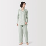 婦人　脇に縫い目のない　二重ガーゼ長袖パジャマ